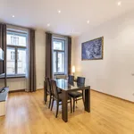 Pronajměte si 2 ložnic/e byt o rozloze 58 m² v Prague