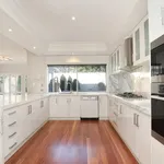 Rent 4 bedroom house in Caulfield South