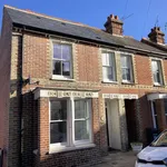 Rent 4 bedroom house in Kent