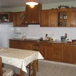 Rent 4 bedroom house of 130 m² in Vauchamps