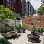 Rent 3 bedroom apartment of 158 m² in New York