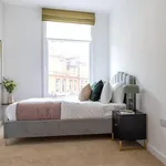 Flat to rent in High Street, Reading RG1