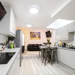 Rent 5 bedroom flat in West Midlands