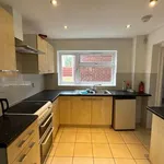 Rent 8 bedroom house in East Midlands