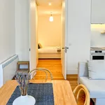 Rent 1 bedroom apartment of 43 m² in Lisbon