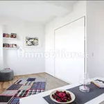 Rent 1 bedroom apartment of 43 m² in Florence