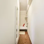 Rent a room in lisbon