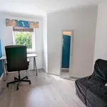 Rent 2 bedroom flat in Birmingham