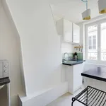 Rent 1 bedroom apartment of 50 m² in Paris