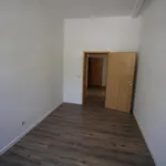 große 2 Zimmer Wohnung mit geräumigen Bad und EBK in Oelsnitz/ Vogtl.