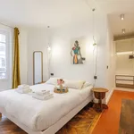 Appartement de 592 m² avec 2 chambre(s) en location à Paris