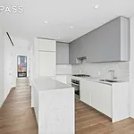 Rent 2 bedroom apartment of 114 m² in New York City