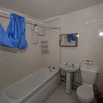 Rent 3 bedroom house in West Midlands