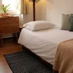 Rent 1 bedroom apartment of 50 m² in Lisbon