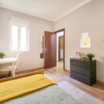 Rent a room in lisbon