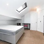 Rent 3 bedroom house in Leeds