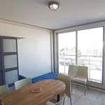 Appartement de 65 m² avec 3 chambre(s) en location à Marseille