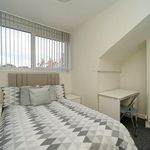 Rent 6 bedroom house in Leeds