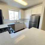 Rent 2 bedroom apartment in Los Angeles