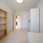 Rent a room of 85 m² in madrid