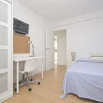 Rent a room of 66 m² in madrid