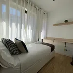 Rent 10 bedroom house in Madrid