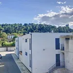 Appartement de 62 m² avec 3 chambre(s) en location à Barbentane