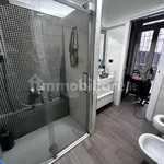 Rent 4 bedroom apartment of 100 m² in Naples