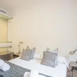 Rent 2 bedroom apartment of 55 m² in Barcelona