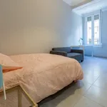 Rent 5 bedroom apartment in Valencia