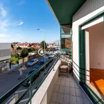 Rent 3 bedroom apartment of 93 m² in Vila Nova de Gaia