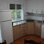 Alquilo 2 dormitorio casa de 85 m² en Vélez