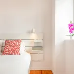 Rent 2 bedroom apartment in Lisbon