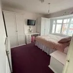 Rent 4 bedroom house in North East England