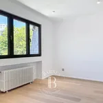 Villa van +-600m² - 6 kamers - prachtig gerenoveerd