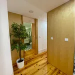 Rent 2 bedroom apartment in Porto