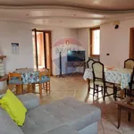 Rent 3 bedroom house of 150 m² in Monte Sant'Angelo