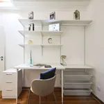 Rent a room in lisbon