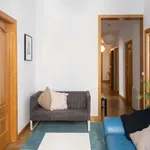 Rent a room of 140 m² in madrid