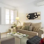 Rent 1 bedroom apartment of 646 m² in Seville