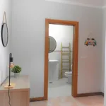 Alugar 1 quarto apartamento em Peniche