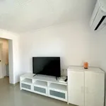 Rent a room of 98 m² in valencia