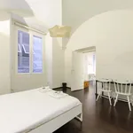 Rent 3 bedroom apartment of 100 m² in Genoa