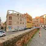 Rent 4 bedroom apartment of 170 m² in Rome