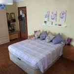 Rent a room of 82 m² in valencia