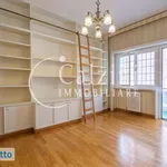 Rent 5 bedroom apartment of 178 m² in Rome