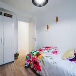 Rent a room of 75 m² in madrid