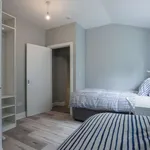 Rent a room of 350 m² in dublin