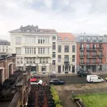 Rent a room of 150 m² in brussels