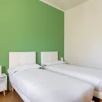 Rent 2 bedroom apartment in Turin